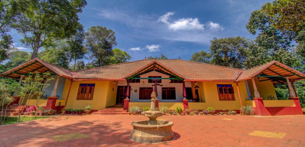 Ama Stays & Trails, Rare Earth Estate Madikeri Exterior photo